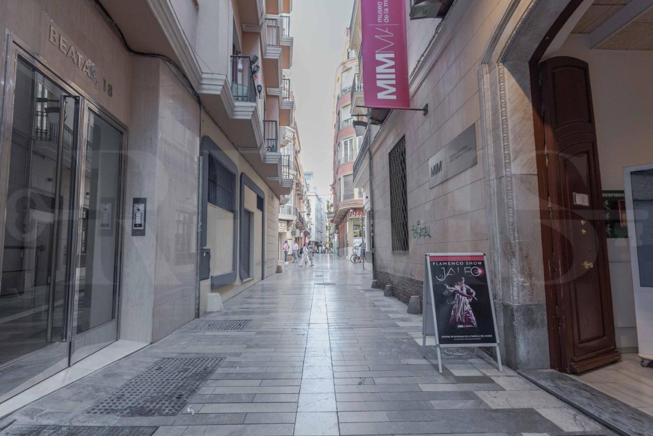 Cosy Flat With Private Balcony - Historic Center By Rems Apartment Malaga Exterior photo